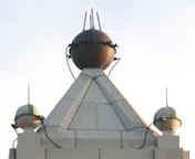 spheres on cupola roof