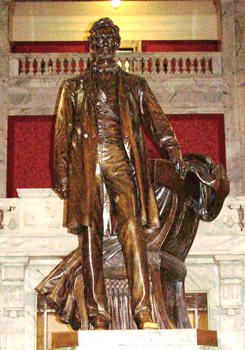 Statue of Abraham Lincoln